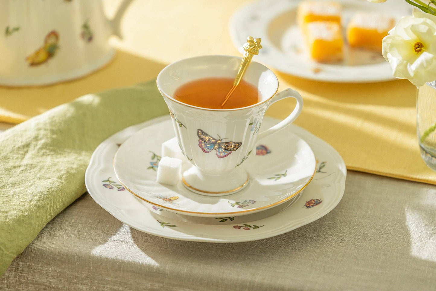 Summer Garden 7 oz Fine Porcelain Tea Cup and Saucer